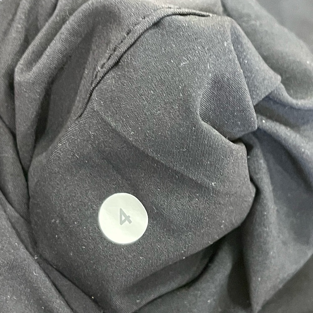 Lululemon Women's Black Shorts - Picture 2 of 8